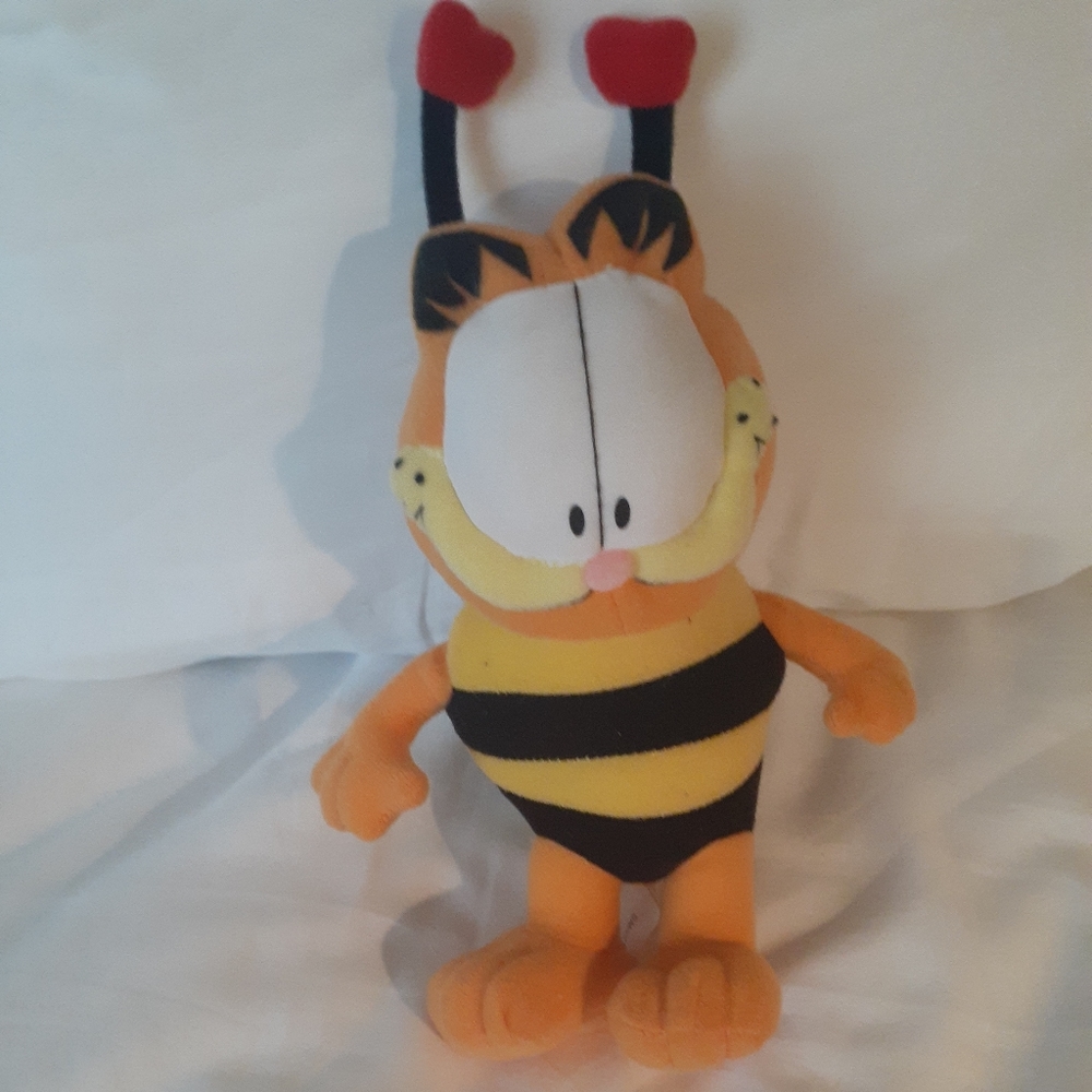 Vintage Russell Stover Valentine's Garfield